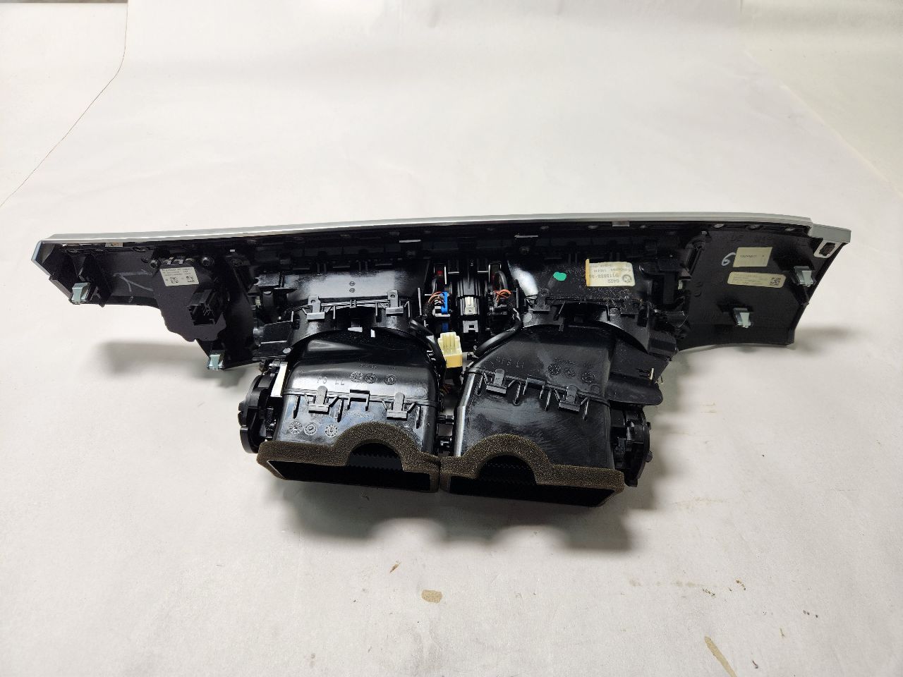 2010 BMW 750i 8cyl Gasoline Turbo 4.4 Dsh/Int/Seat Switch - 378943 — photo 2