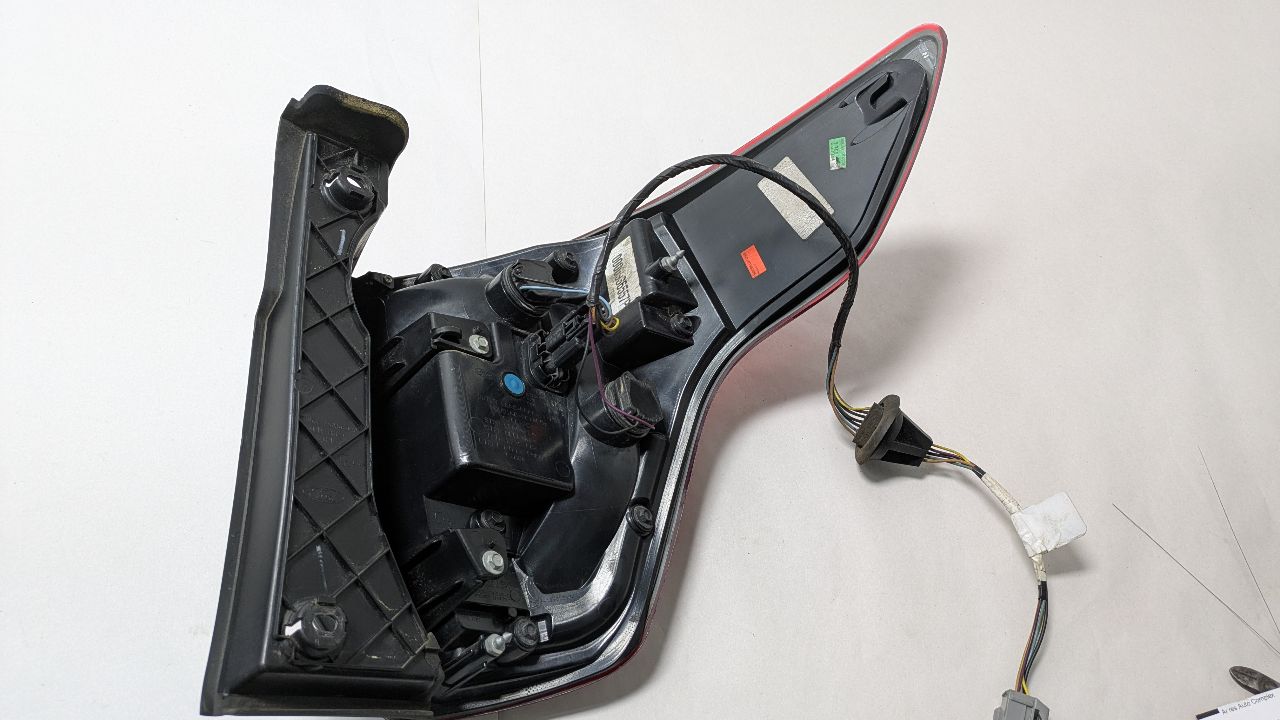 2018 FORD EXPLORER 3.5L 6cyl Gasoline VVT Left TAIL LAMP - 379277 — photo 5