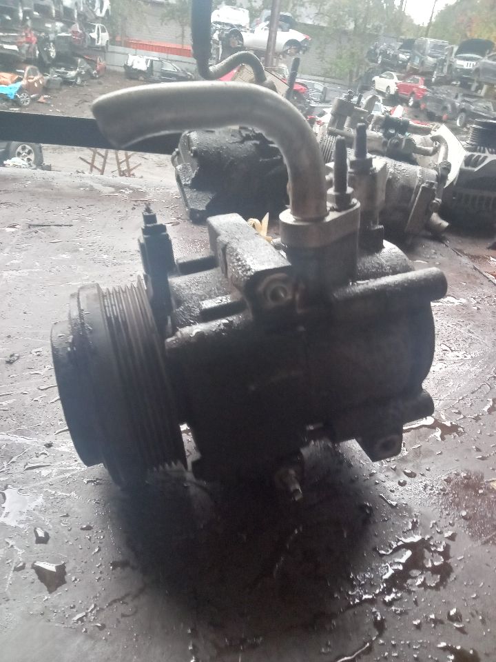 2013 FORD E250 VAN 4.6L 8cyl Gasoline AC COMPRESSOR - 379344 — photo 2