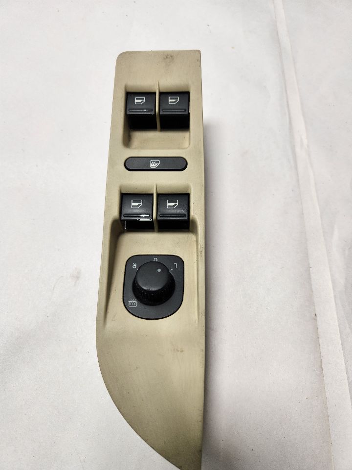 2010 VOLKSWAGEN CC 4cyl Gasoline Turbo 2.0 Left Front Door Switch - 379645