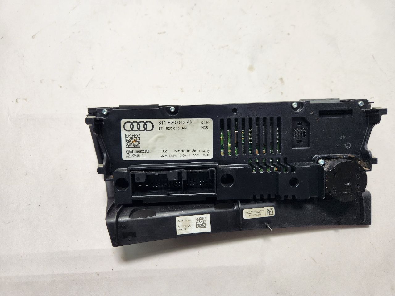 2012 AUDI A4 4cyl Gasoline Turbo 2.0 TEMP CONTROL - 379850 — photo 4