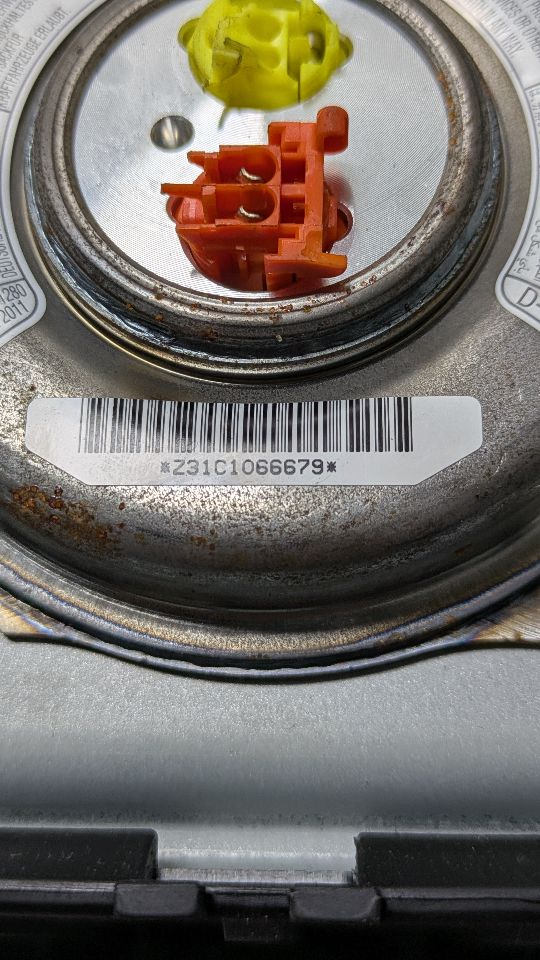 2012 INFINITI G37 6cyl Gasoline 3.7 Left AIR BAG - 379904 — photo 3