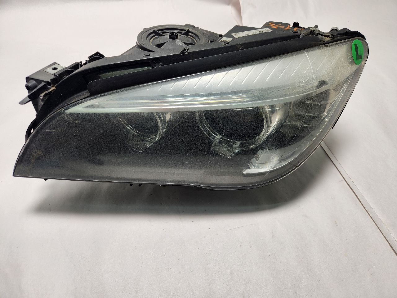 2013 BMW 750i 8cyl Gasoline Turbo 4.4 Left HEADLAMP ASSEMBLY - 379952