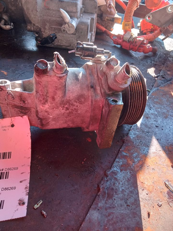 2015 NISSAN VERSA 4cyl Gasoline 1.6 DOHC AC COMPRESSOR - 380034