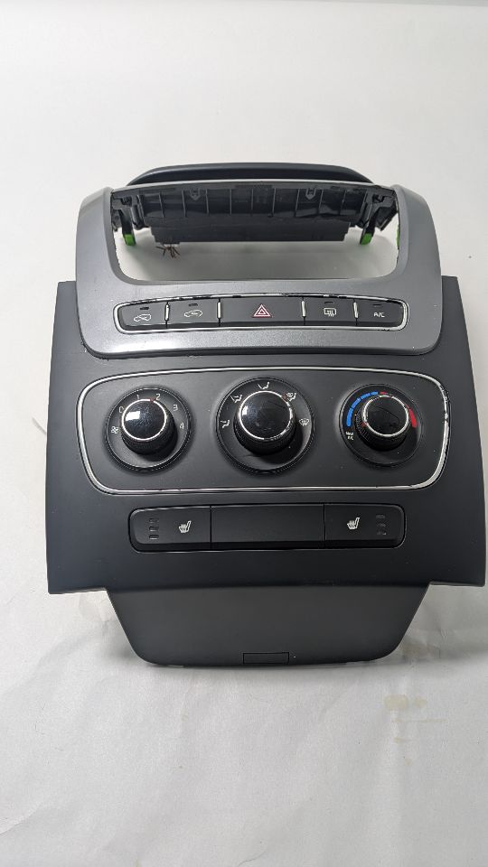 2014 KIA SORENTO 4cyl Gasoline 2.4 TEMP CONTROL - 380285 — photo 2