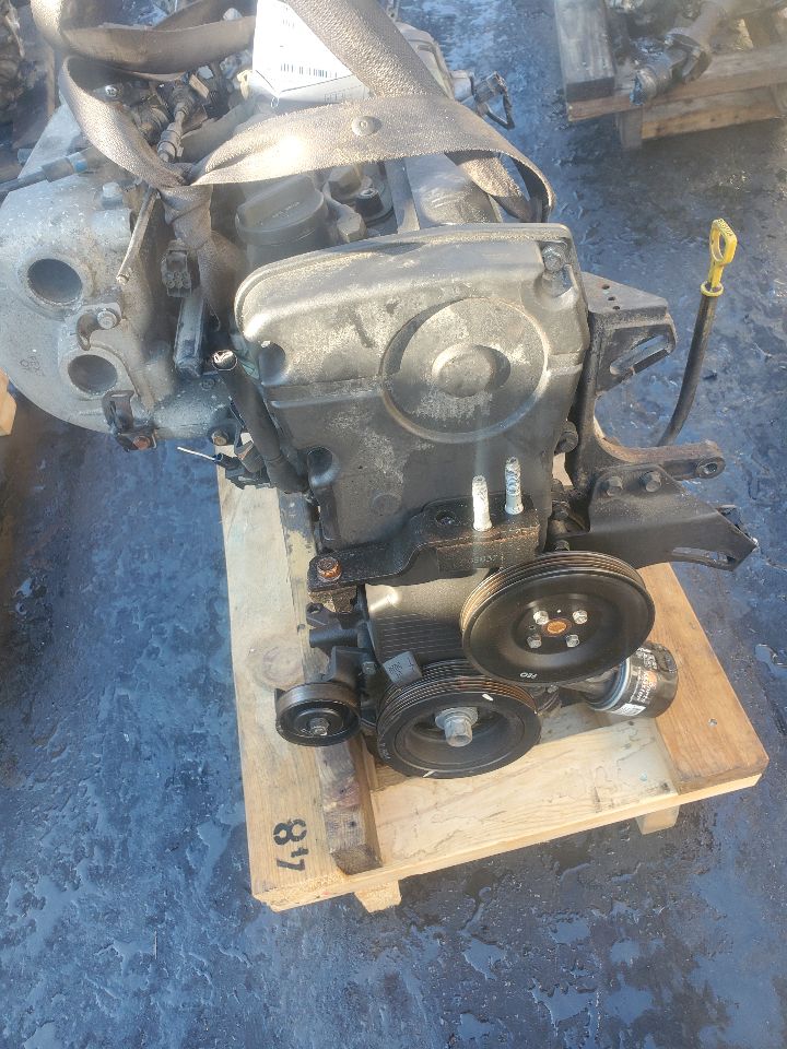 2010 KIA SOUL 4cyl Gasoline 2.0 ENGINE ASSEMBLY - 380561 — photo 4