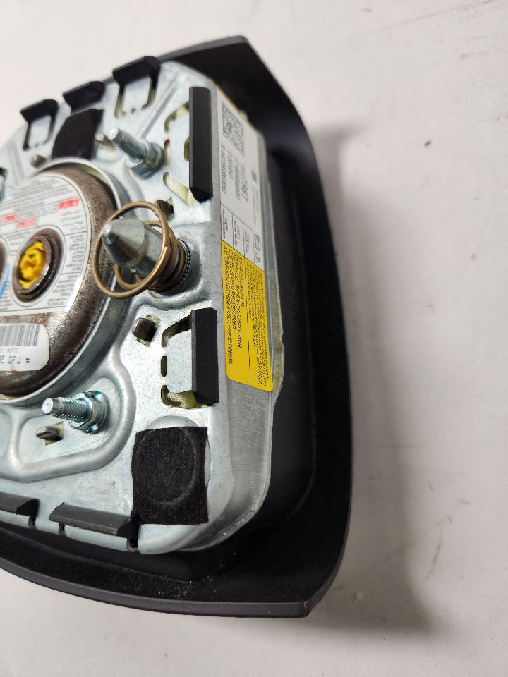 2015 GMC TERRAIN 4cyl Gasoline 2.4 Left AIR BAG - 380623 — photo 6