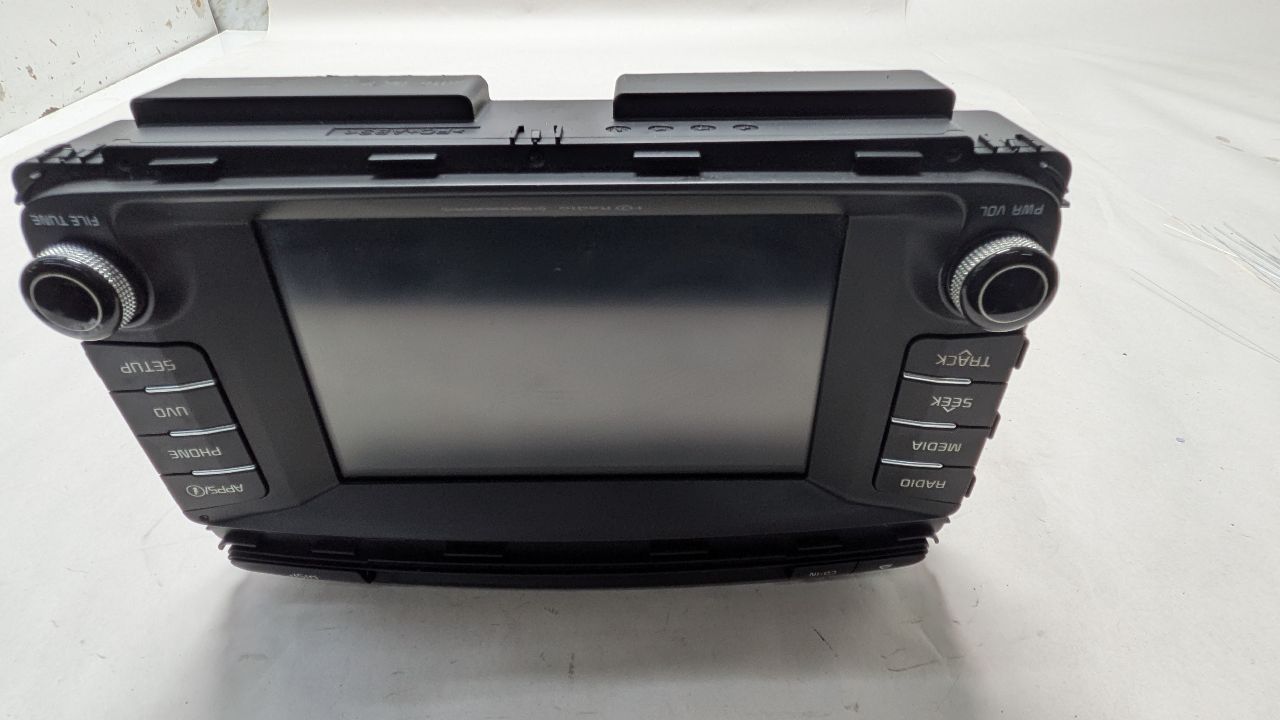 2017 KIA SORENTO 4cyl Gasoline 2.4 Radio Audio - 380675