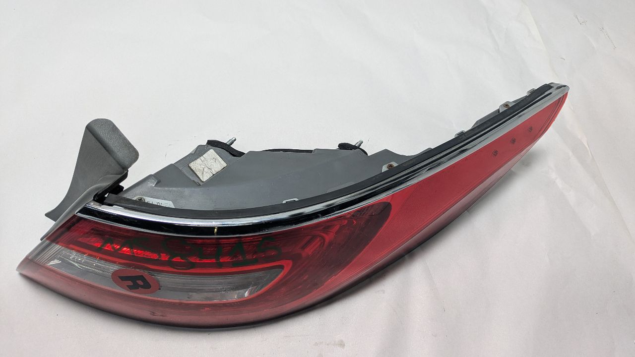 2013 HYUNDAI AZERA 6cyl Gasoline 3.3 Right TAIL LAMP - 380779 — photo 2