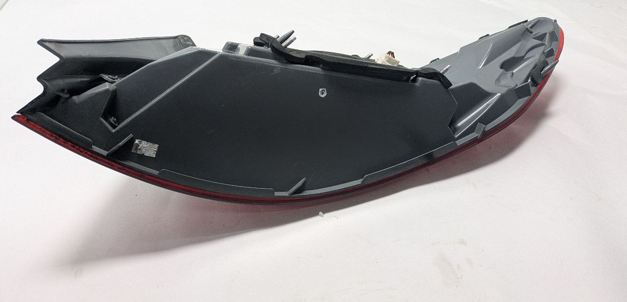 2013 HYUNDAI AZERA 6cyl Gasoline 3.3 Left TAIL LAMP - 380780 — photo 4