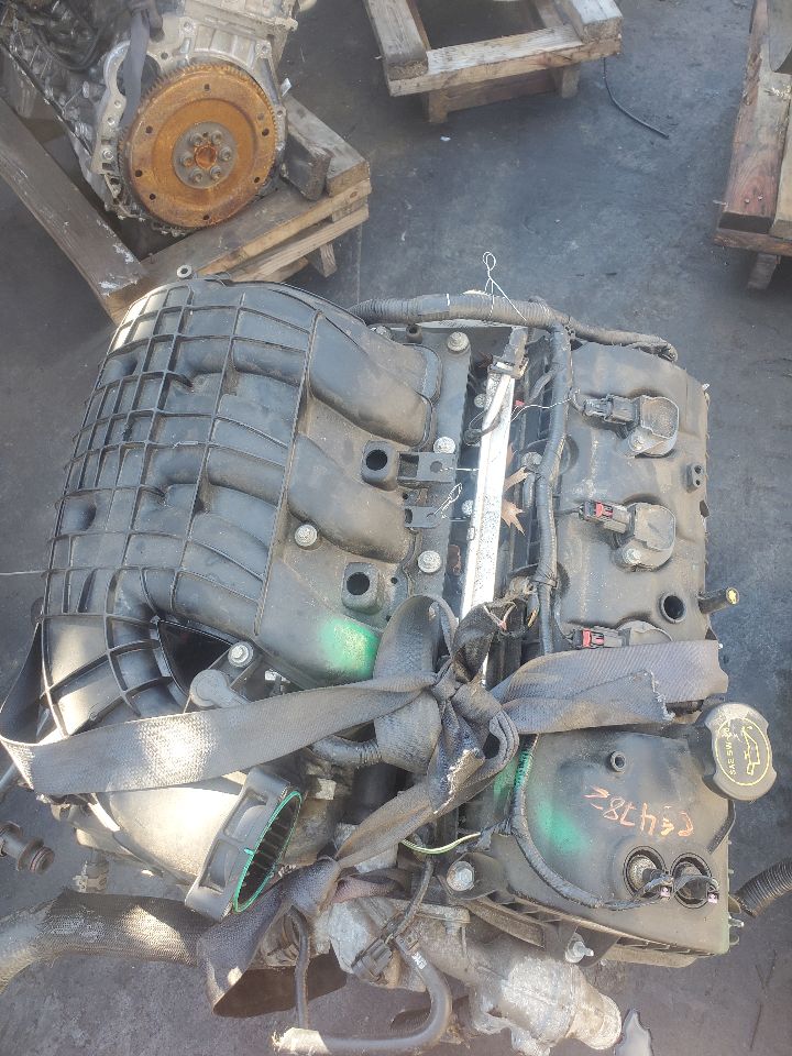2012 FORD MUSTANG 6cyl Gasoline 3.7 ENGINE ASSEMBLY - 381058 — photo 5