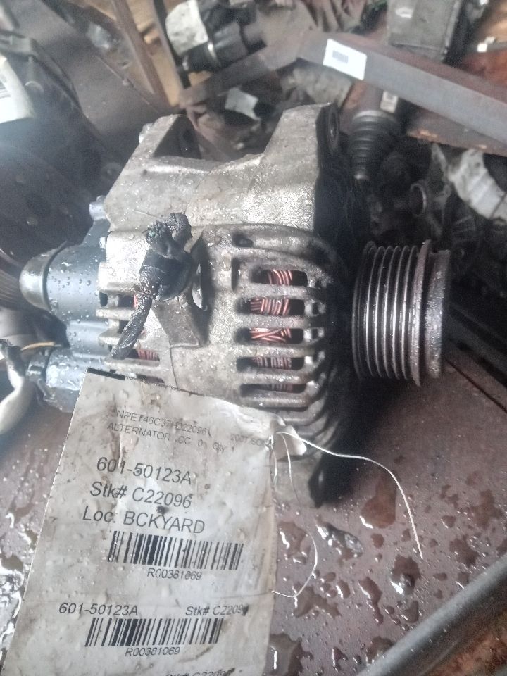 2007 HYUNDAI SONATA 4cyl Gasoline 2.4 ALTERNATOR - 381069 — photo 1