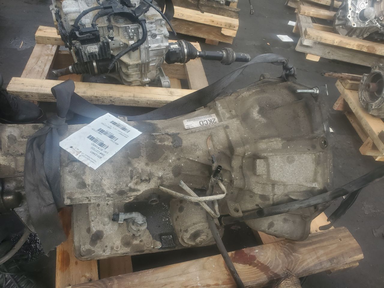 2002 GMC YUKON 8cyl Gasoline 5.3 FLEX Transmiss,Transaxle - 381243 — photo 3