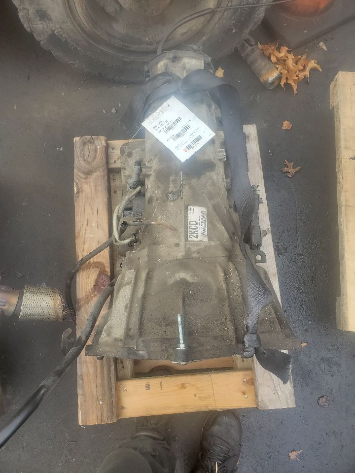 2002 GMC YUKON 8cyl Gasoline 5.3 FLEX Transmiss,Transaxle - 381243 — photo 5