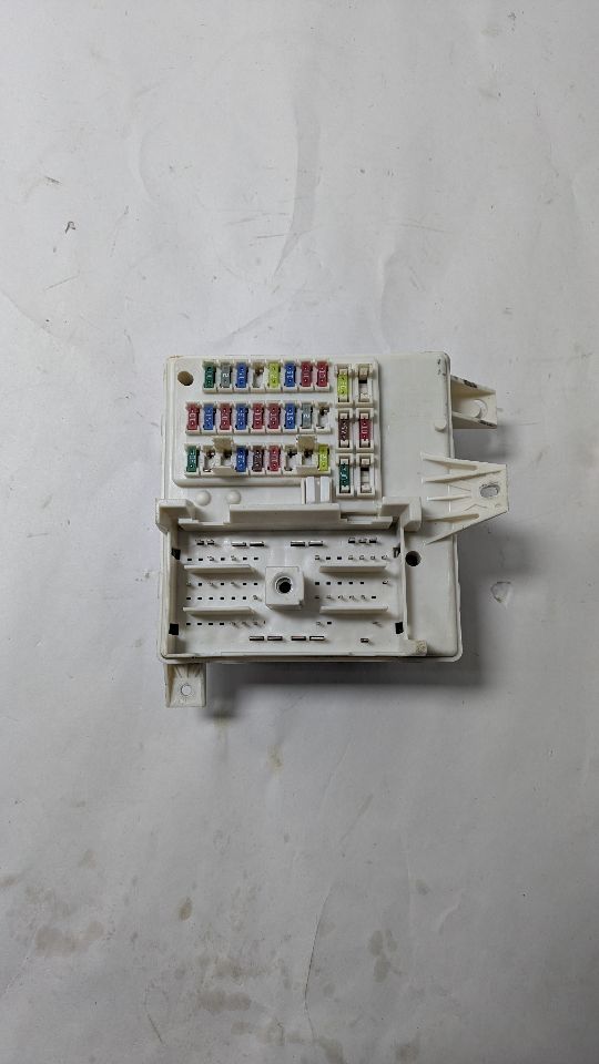 2011 CADILLAC CTS 6cyl Gasoline 3.6 Fuse Box, Engine - 381254