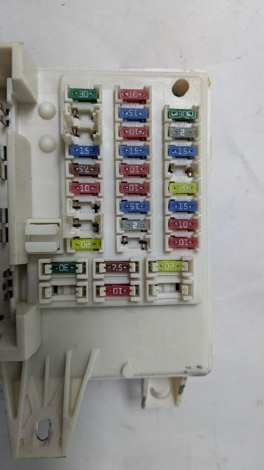 2011 CADILLAC CTS 6cyl Gasoline 3.6 Fuse Box, Engine - 381254 — photo 2