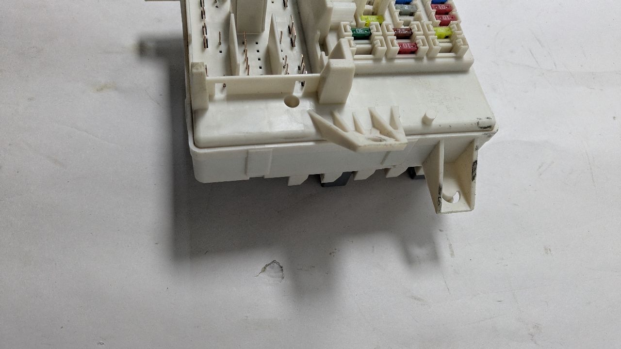2011 CADILLAC CTS 6cyl Gasoline 3.6 Fuse Box, Engine - 381254 — photo 4
