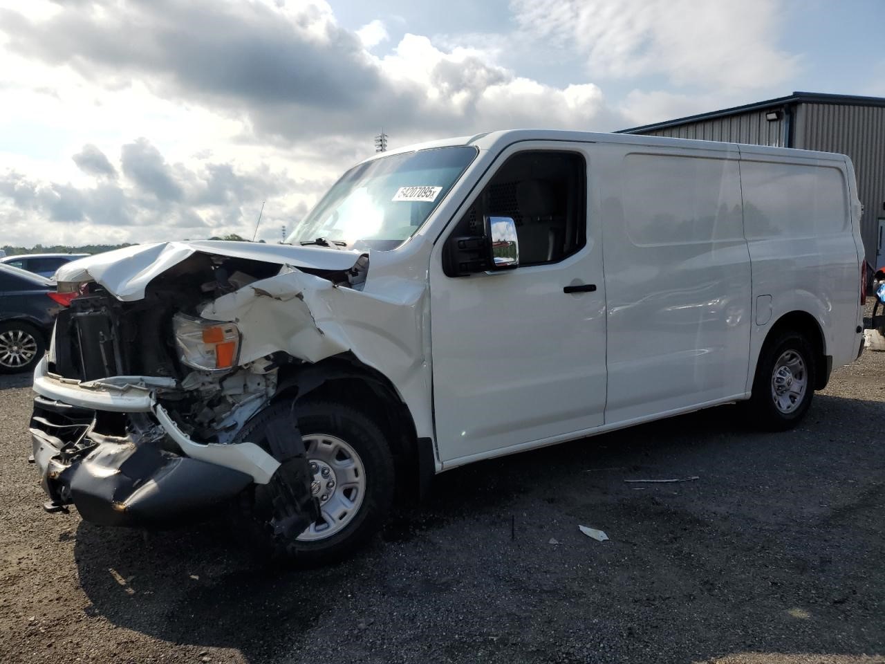 2014 NISSAN NV 2500 8cyl Gasoline 5.6 FRAME - 381370