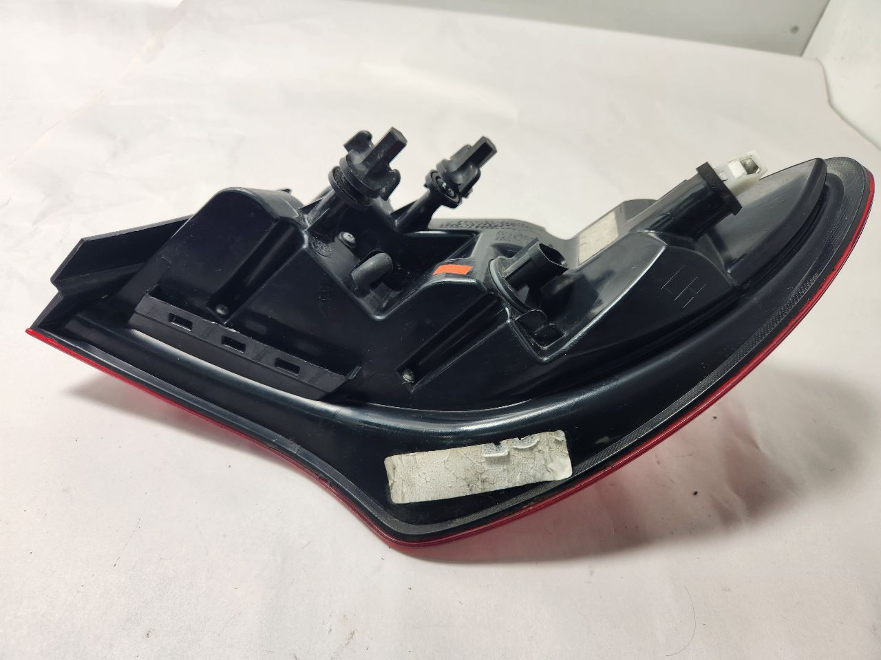 2012 CHRYSLER 200 6 cyl Gas Flex Fuel 3.6 Left TAIL LAMP - 381407 — photo 4