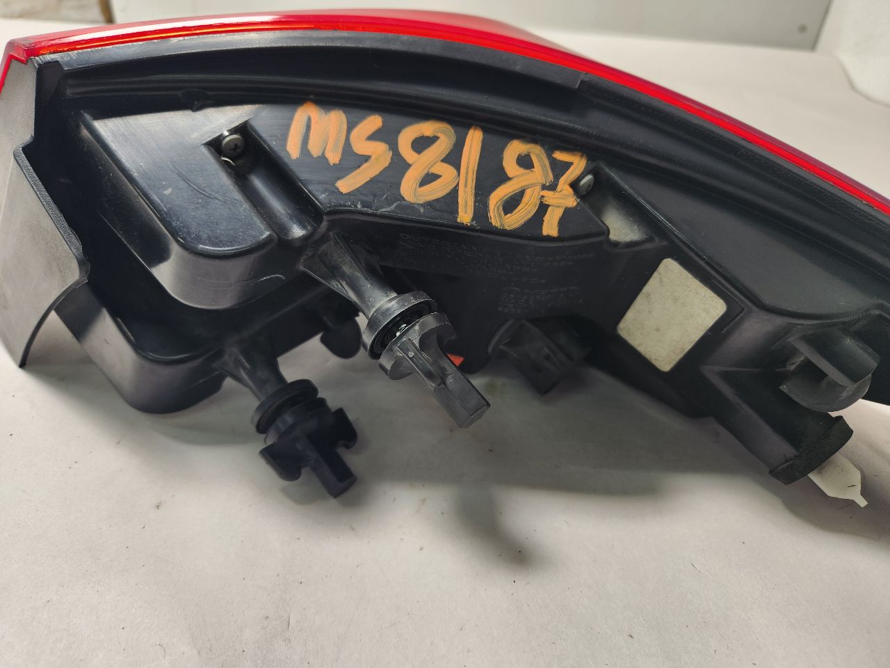 2012 CHRYSLER 200 6 cyl Gas Flex Fuel 3.6 Left TAIL LAMP - 381407 — photo 7