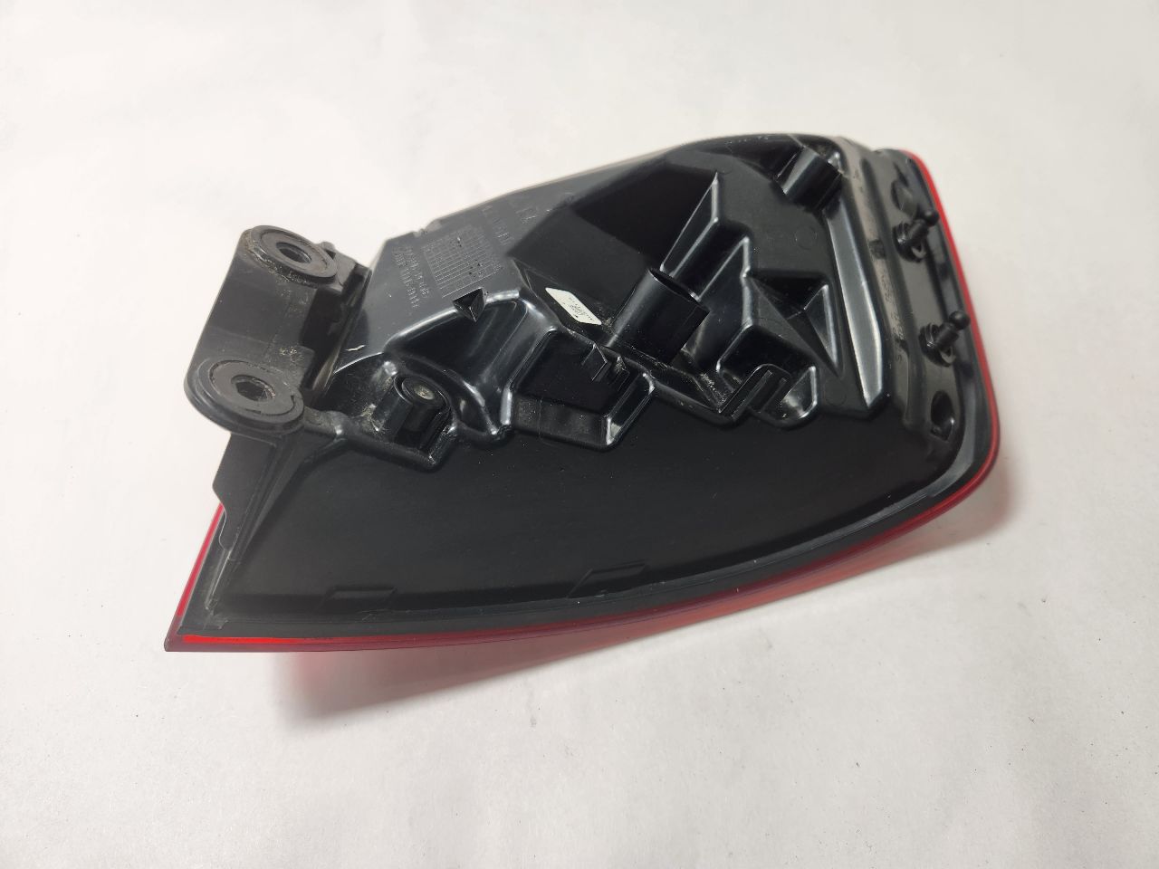 2015 AUDI A3 4cyl Gasoline Turbo 2.0 Left TAIL LAMP - 381449 — photo 8