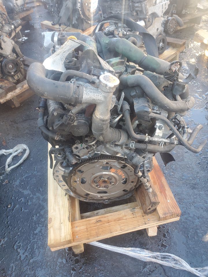 2013 NISSAN JUKE 4cyl Gasoline Turbo 1.6 ENGINE ASSEMBLY - 381523