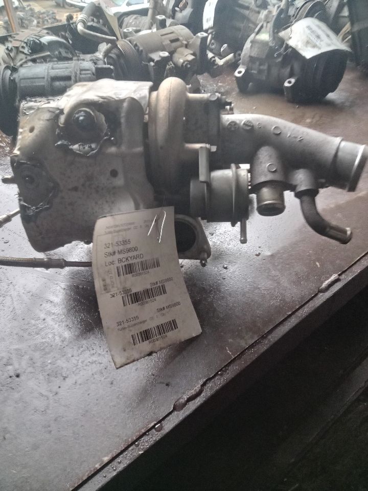 2013 NISSAN JUKE 4cyl Gasoline Turbo 1.6 Turbo-Supercharger - 381524