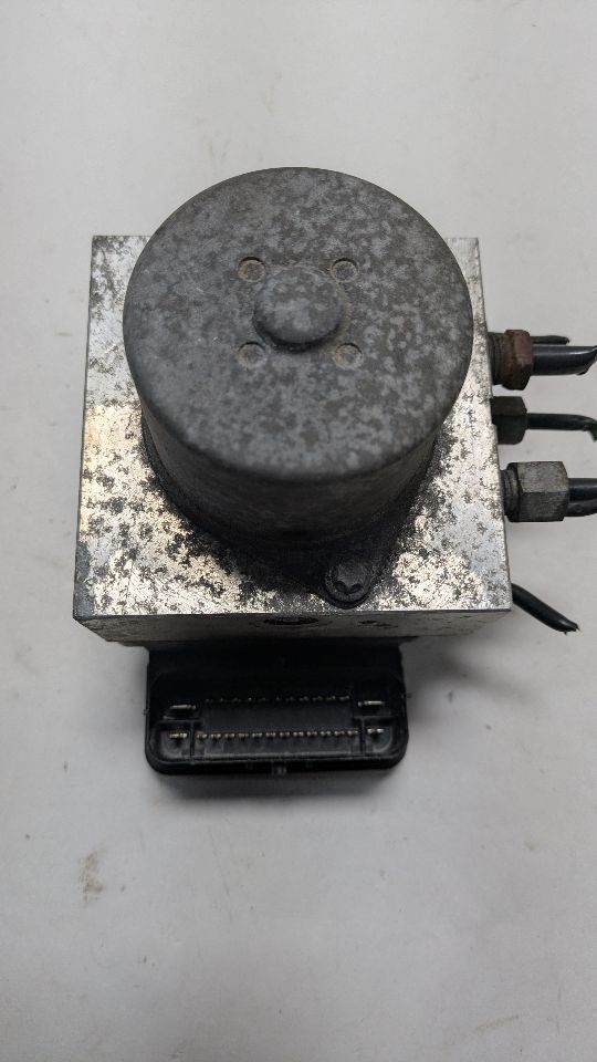 2011 FORD MUSTANG 6cyl Gasoline 3.7 Anti-lock Brake Pts - 381588