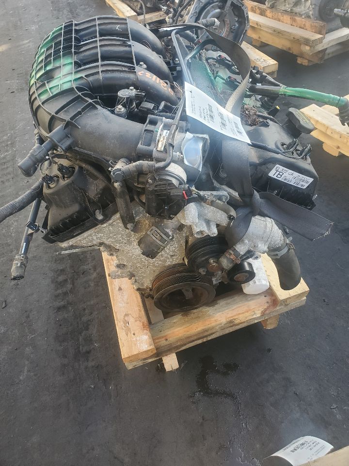 2012 FORD MUSTANG 6cyl Gasoline 3.7 ENGINE ASSEMBLY - 381627 — photo 3