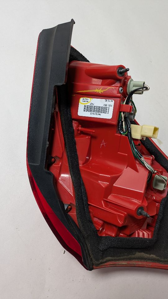 2012 TOYOTA RAV4 4cyl Gasoline 2.5 DOHC Right TAIL LAMP - 381815 — photo 5
