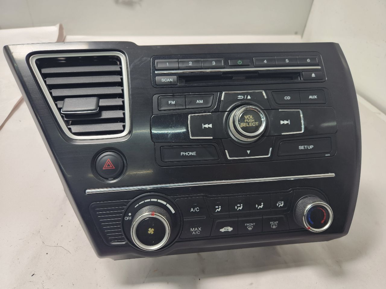 2013 HONDA CIVIC 4cyl Gasoline 1.8 VTEC TEMP CONTROL - 381893 — photo 2