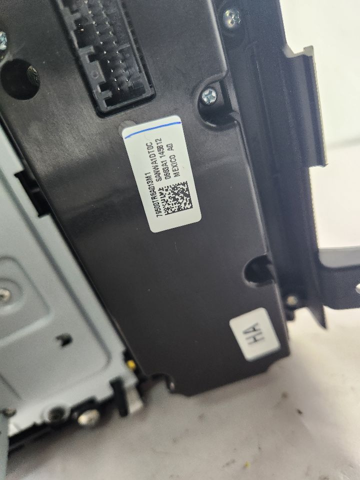 2013 HONDA CIVIC 4cyl Gasoline 1.8 VTEC TEMP CONTROL - 381893 — photo 6