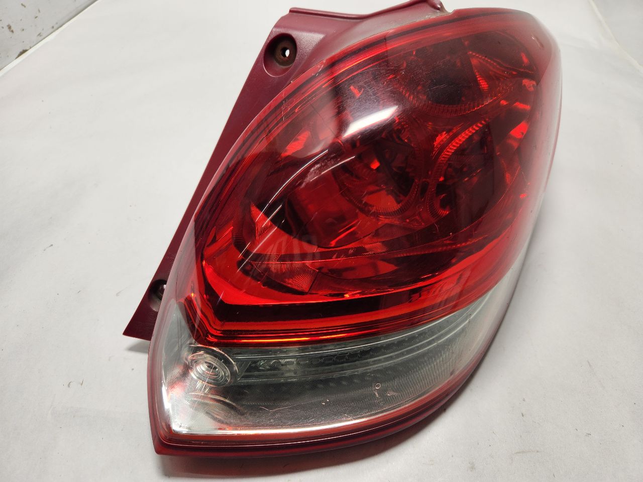 2012 HYUNDAI VELOSTER 1.6L 4cyl Gasoline Right TAIL LAMP - 381944