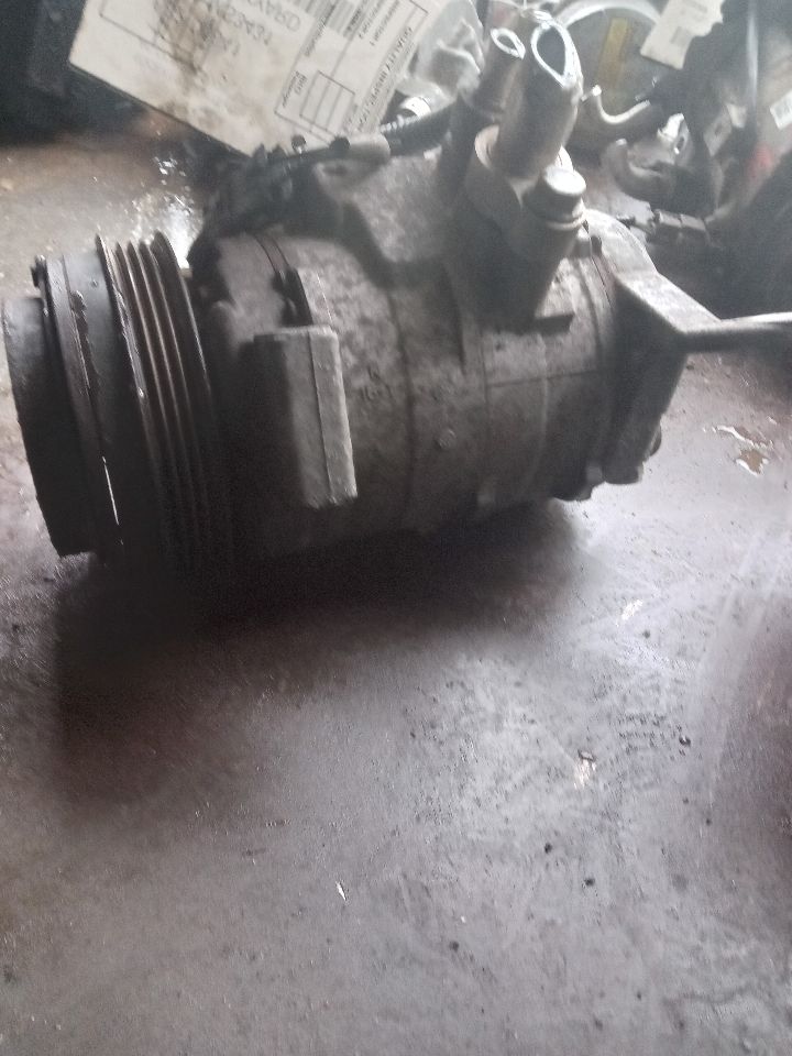2009 CHEVROLET SILVERADO 1500 PICKUP 8cyl Gasoline 4.8 AC COMPRESSOR - 382007
