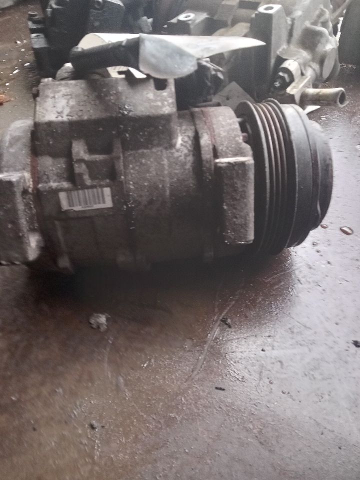 2009 CHEVROLET SILVERADO 1500 PICKUP 8cyl Gasoline 4.8 AC COMPRESSOR - 382007 — photo 2
