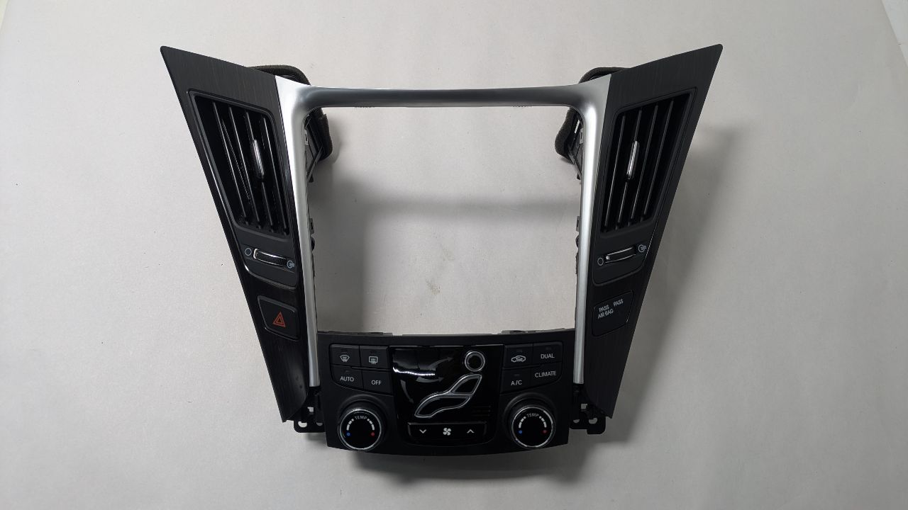 2013 HYUNDAI SONATA 4cyl Gasoline 2.4 PZEV TEMP CONTROL - 382027 — photo 1