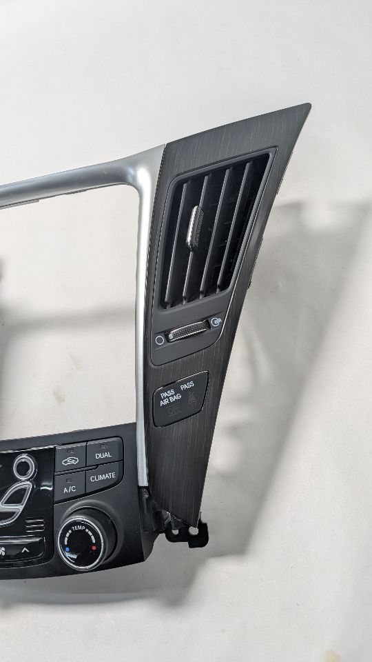 2013 HYUNDAI SONATA 4cyl Gasoline 2.4 PZEV TEMP CONTROL - 382027 — photo 2