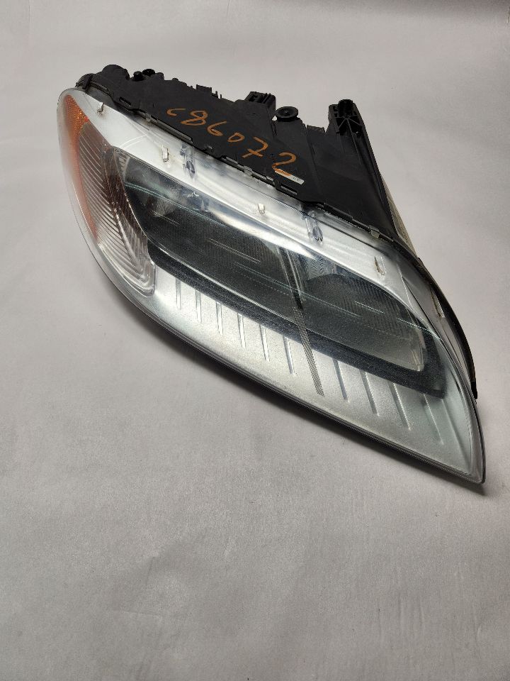 2015 VOLVO 80 SERIES 4cyl Gasoline Turbo 2.0 Right HEADLAMP ASSEMBLY - 382229