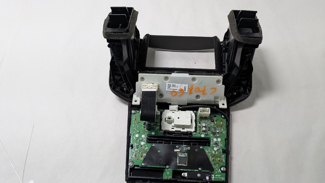 2012 INFINITI G37 6cyl Gasoline 3.7 TEMP CONTROL - 382273 — photo 2