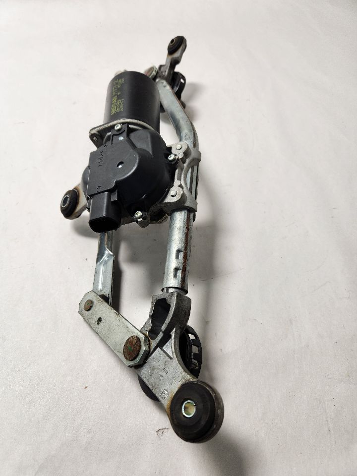 2018 NISSAN VERSA 1.6L 4cyl Gasoline VVT WIPER TRANSMISSION - 382304