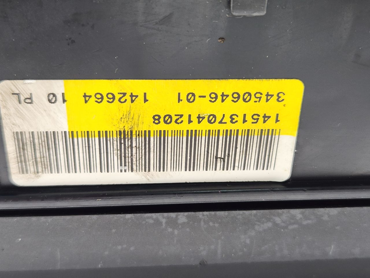 2009 MINI COOPER COOPER 4cyl Gasoline 1.6 Fuse Box, Engine - 382454 — photo 3