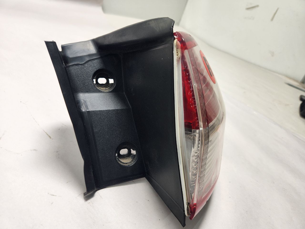 2015 FORD ESCAPE 4cyl 1.6 EcoBoost Right TAIL LAMP - 382532 — photo 2