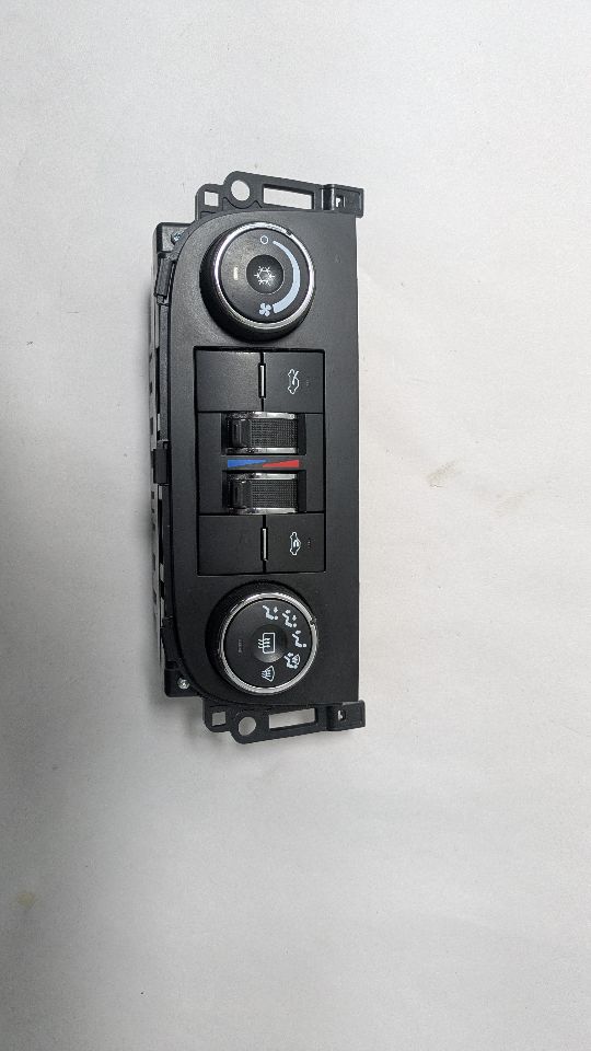2014 CHEVROLET IMPALA 6cyl Gasoline 3.6 TEMP CONTROL - 382572