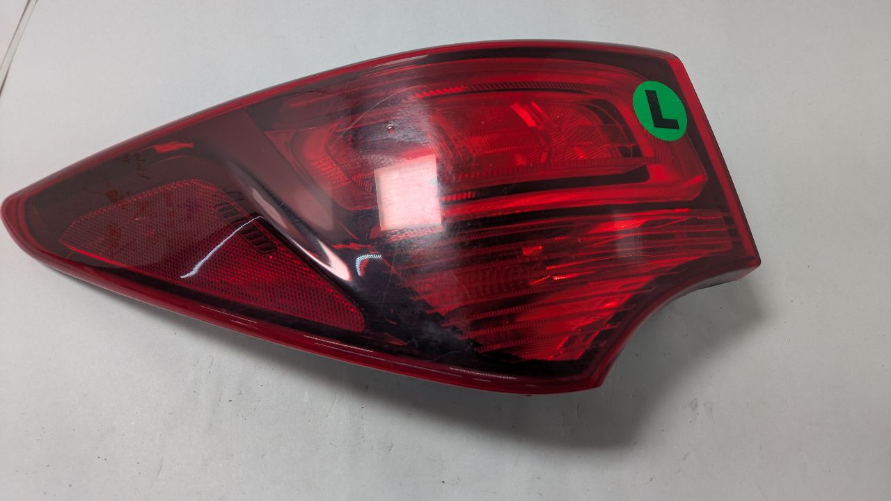 2018 HYUNDAI SANTA FE 2.4L 4cyl Gasoline VVT Left TAIL LAMP - 382610