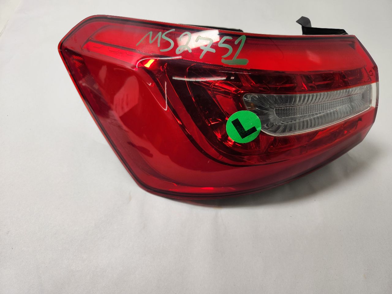 2014 KIA CADENZA 6cyl Gasoline 3.3 Left TAIL LAMP - 382996