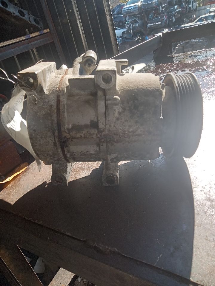 2014 KIA CADENZA 6cyl Gasoline 3.3 AC COMPRESSOR - 383008