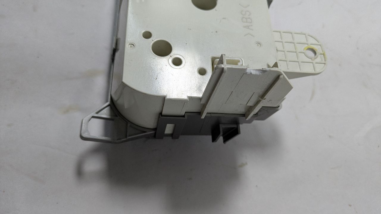 2008 MAZDA 5 4cyl Gasoline 2.3 TEMP CONTROL - 383152 — photo 8