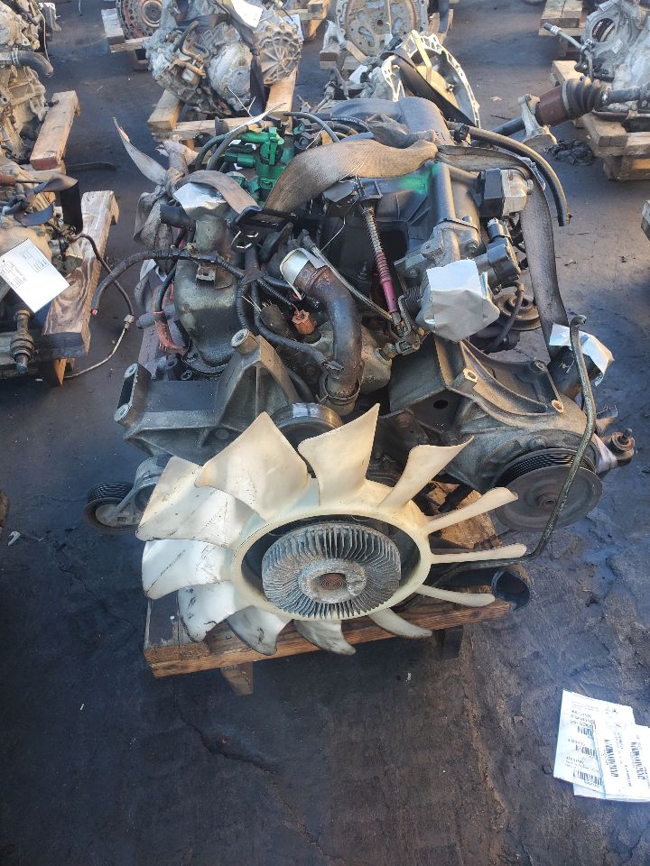 1997 FORD RANGER 6cyl Gasoline 4.0 ENGINE ASSEMBLY - 383649 — photo 3