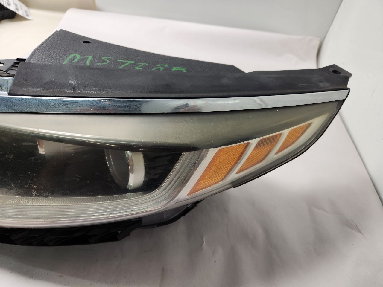 2016 KIA OPTIMA 4cyl Gasoline 2.4 Left HEADLAMP ASSEMBLY - 383729 — photo 2