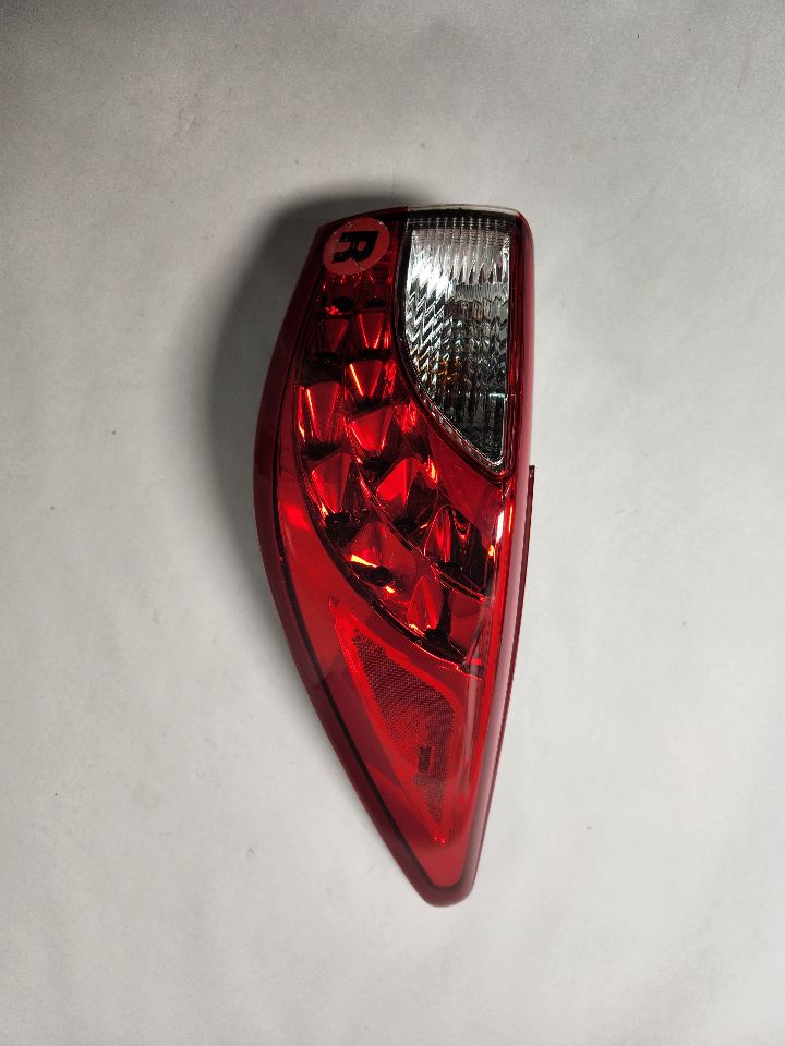 2015 INFINITI QX60 6cyl Gasoline 3.5 Right TAIL LAMP - 383907
